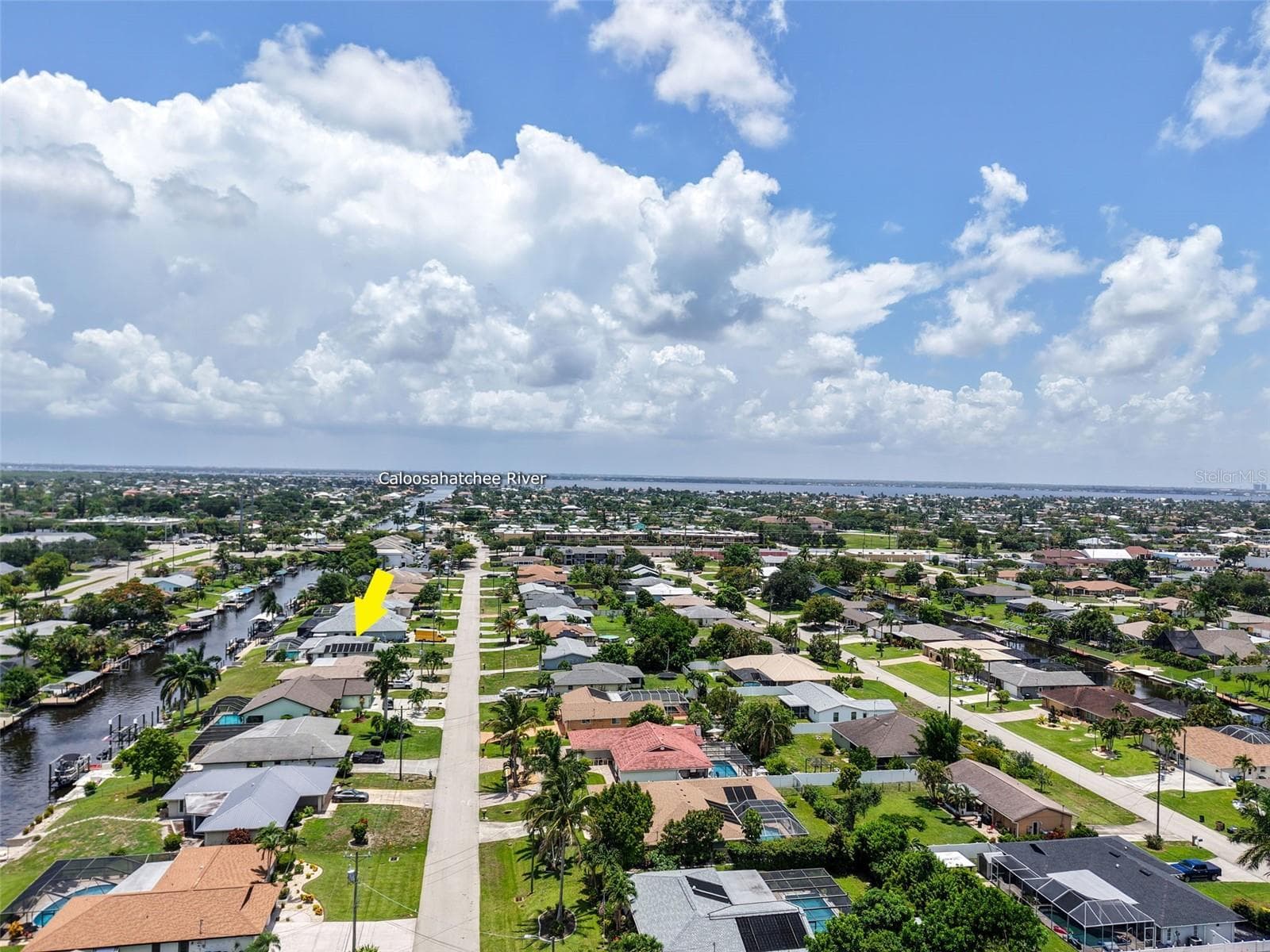 Single Family Residence at 1433 SE 28TH TER, CAPE CORAL, photo 2 of 50