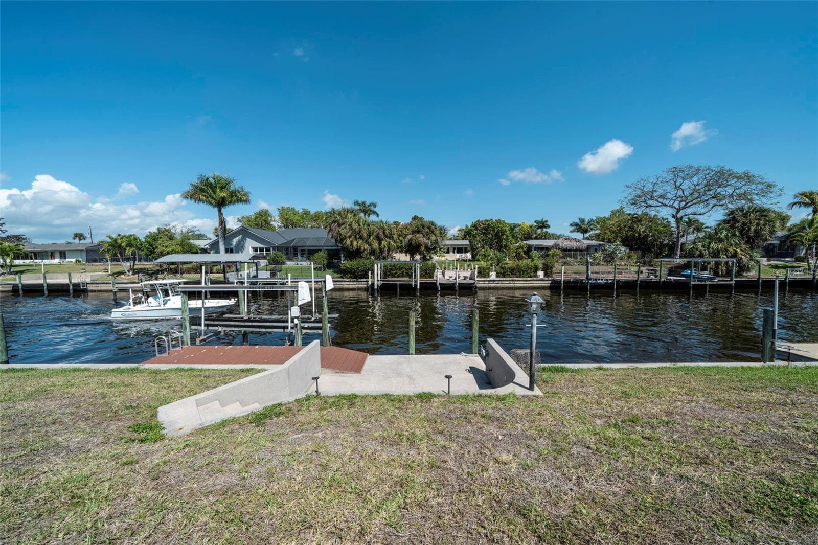 Single Family Residence at 1433 SE 28TH TER, CAPE CORAL, photo 34 of 50