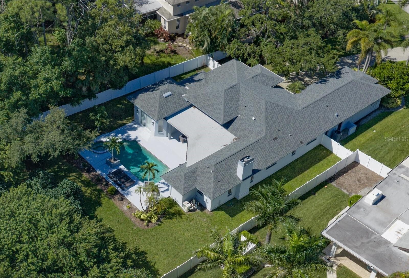 Single Family Residence at 2265 KENT DR, LARGO, photo 4 of 45