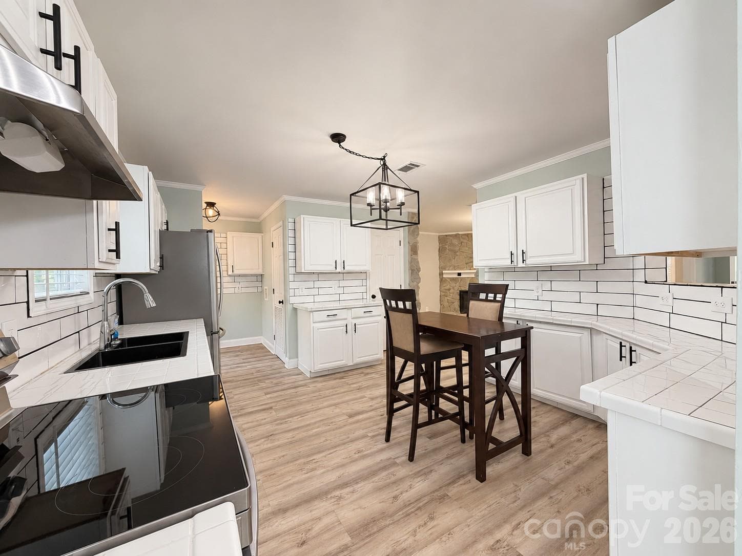 Single Family Residence at 116 Springdale Drive, York, photo 13 of 40
