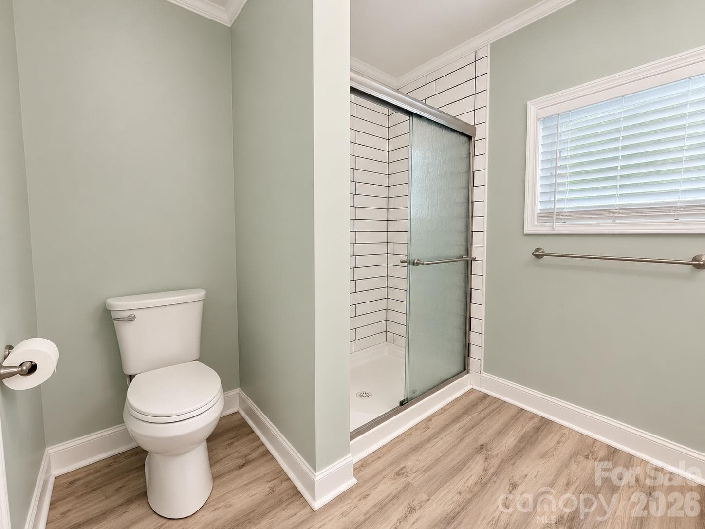 Single Family Residence at 116 Springdale Drive, York, photo 19 of 40