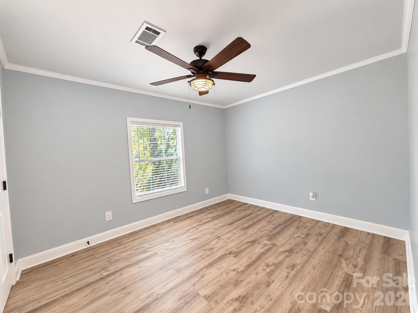 Single Family Residence at 116 Springdale Drive, York, photo 21 of 40