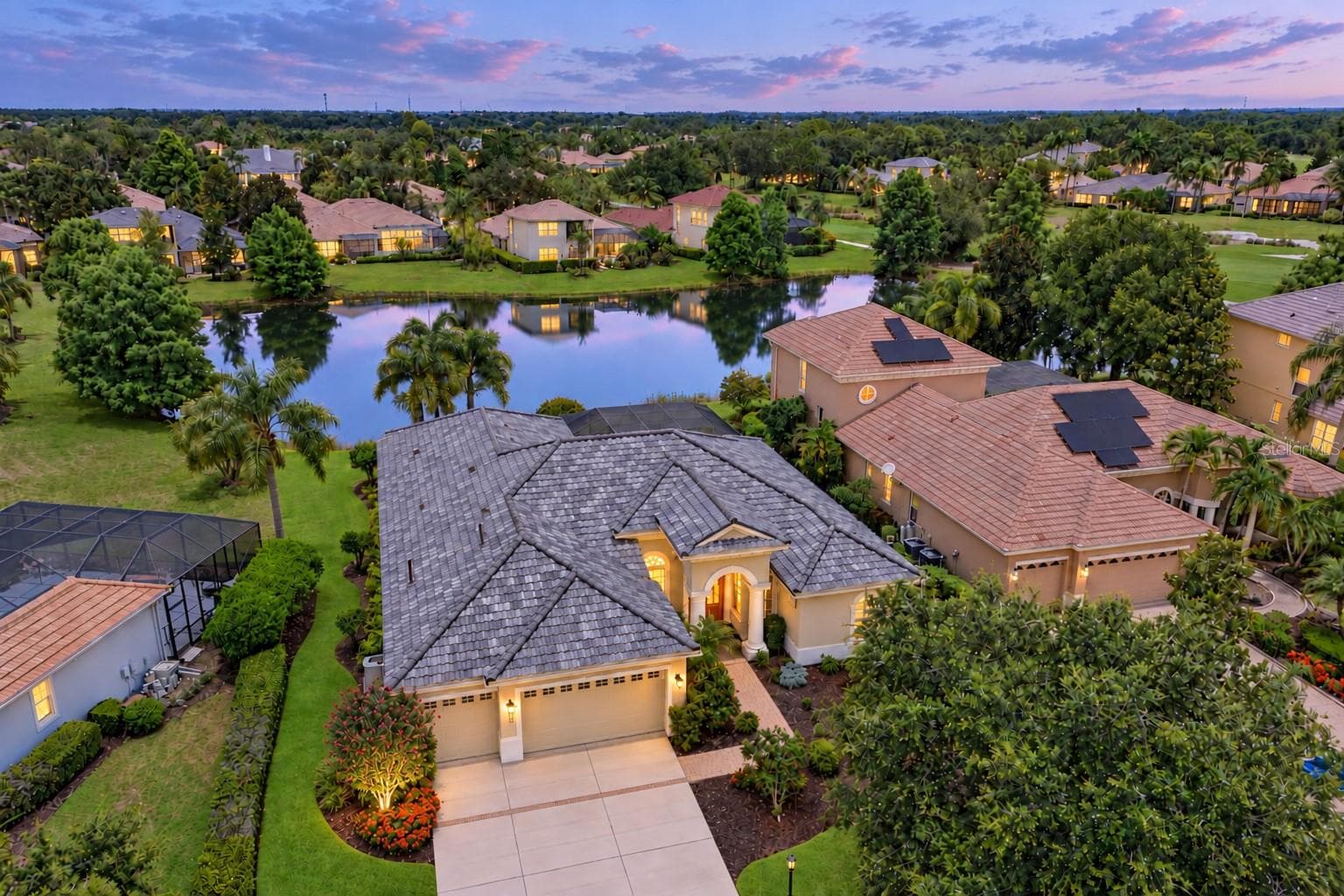 Single Family Residence at 13409 KILDARE PL, LAKEWOOD RANCH, photo 2 of 81