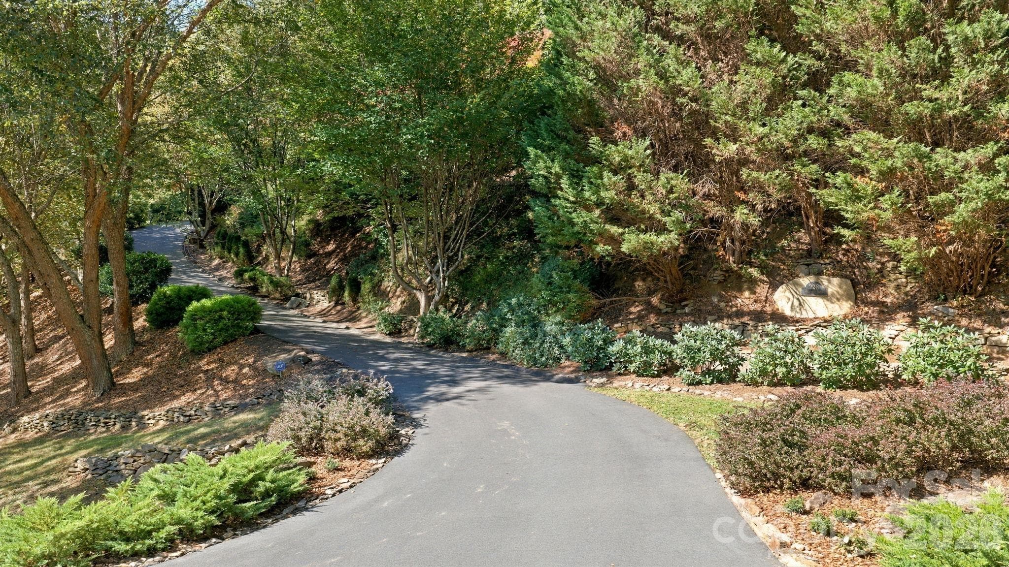 Single Family Residence at 228 Inverness Drive, Waynesville, photo 5 of 48