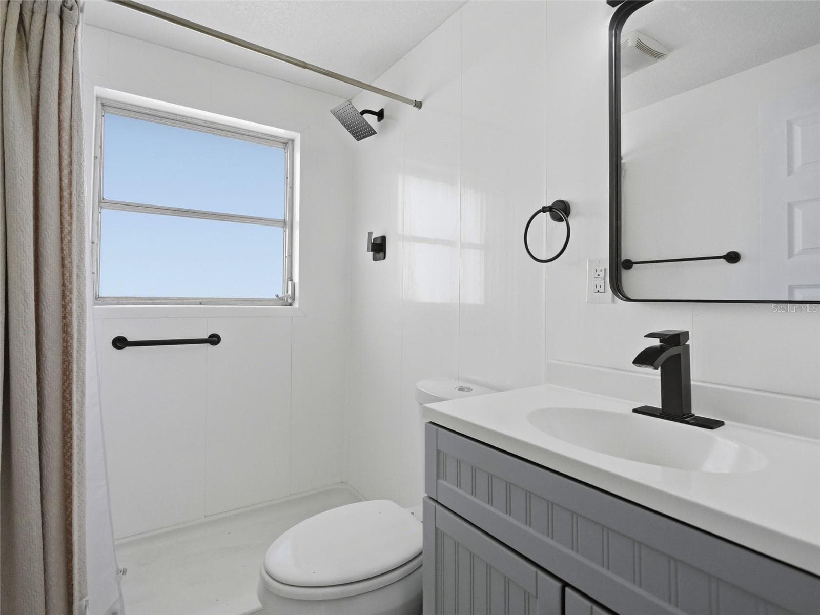 Single Family Residence at 13603 BRITTON DR, HUDSON, photo 24 of 43