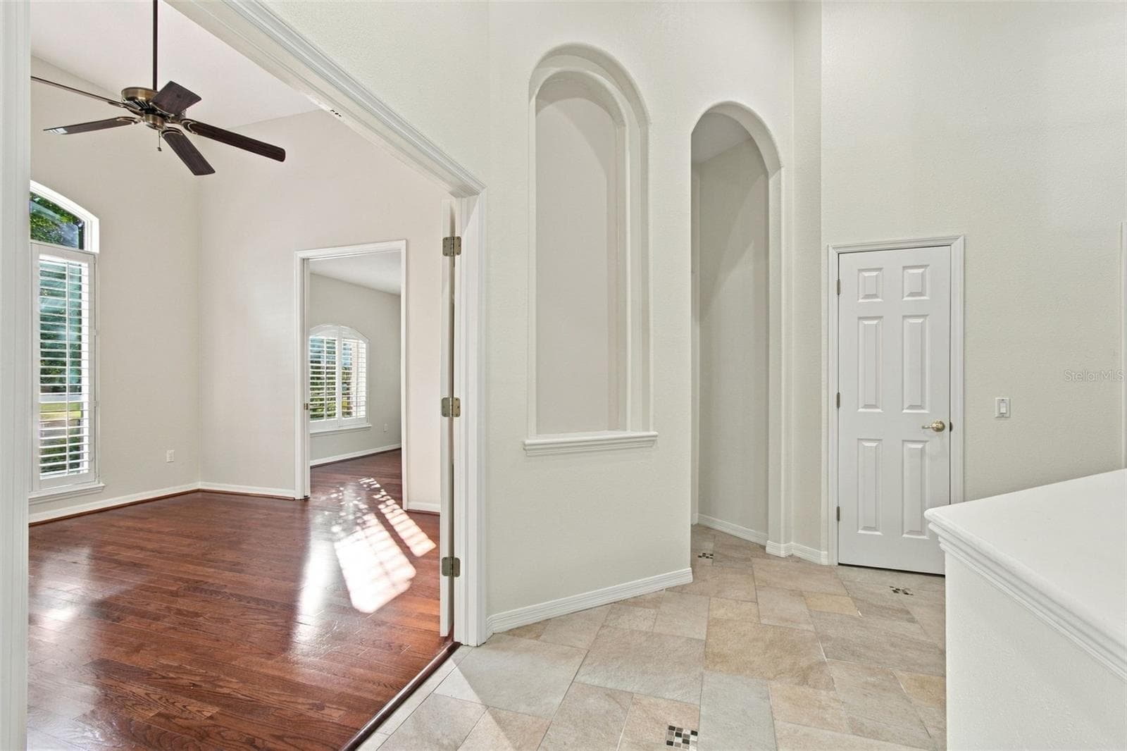 Single Family Residence at 19108 CENTRE ROSE BLVD, LUTZ, photo 16 of 102