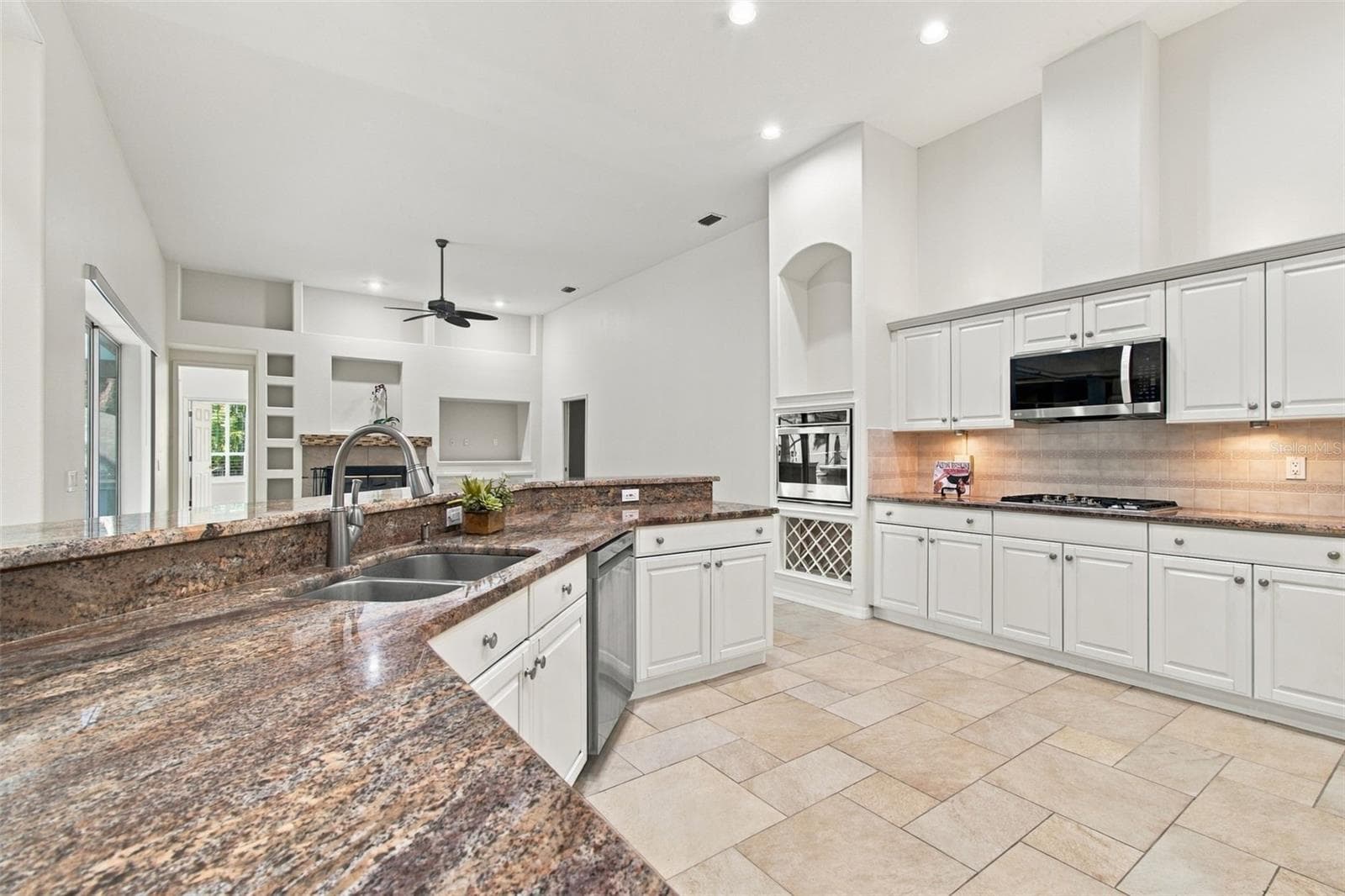 Single Family Residence at 19108 CENTRE ROSE BLVD, LUTZ, photo 45 of 102
