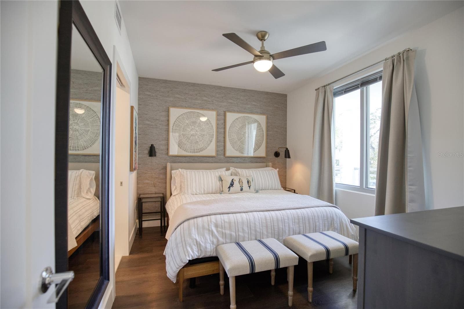Condominium at 1703 N TAMIAMI TRL #203, SARASOTA, photo 13 of 52