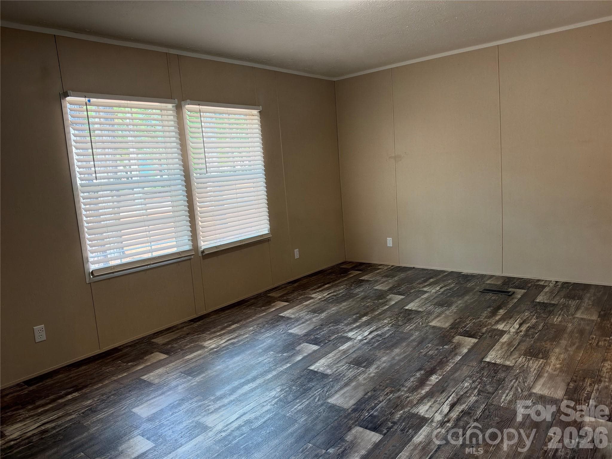 Single Family Residence at 4808 McConnells Highway, York, photo 11 of 25