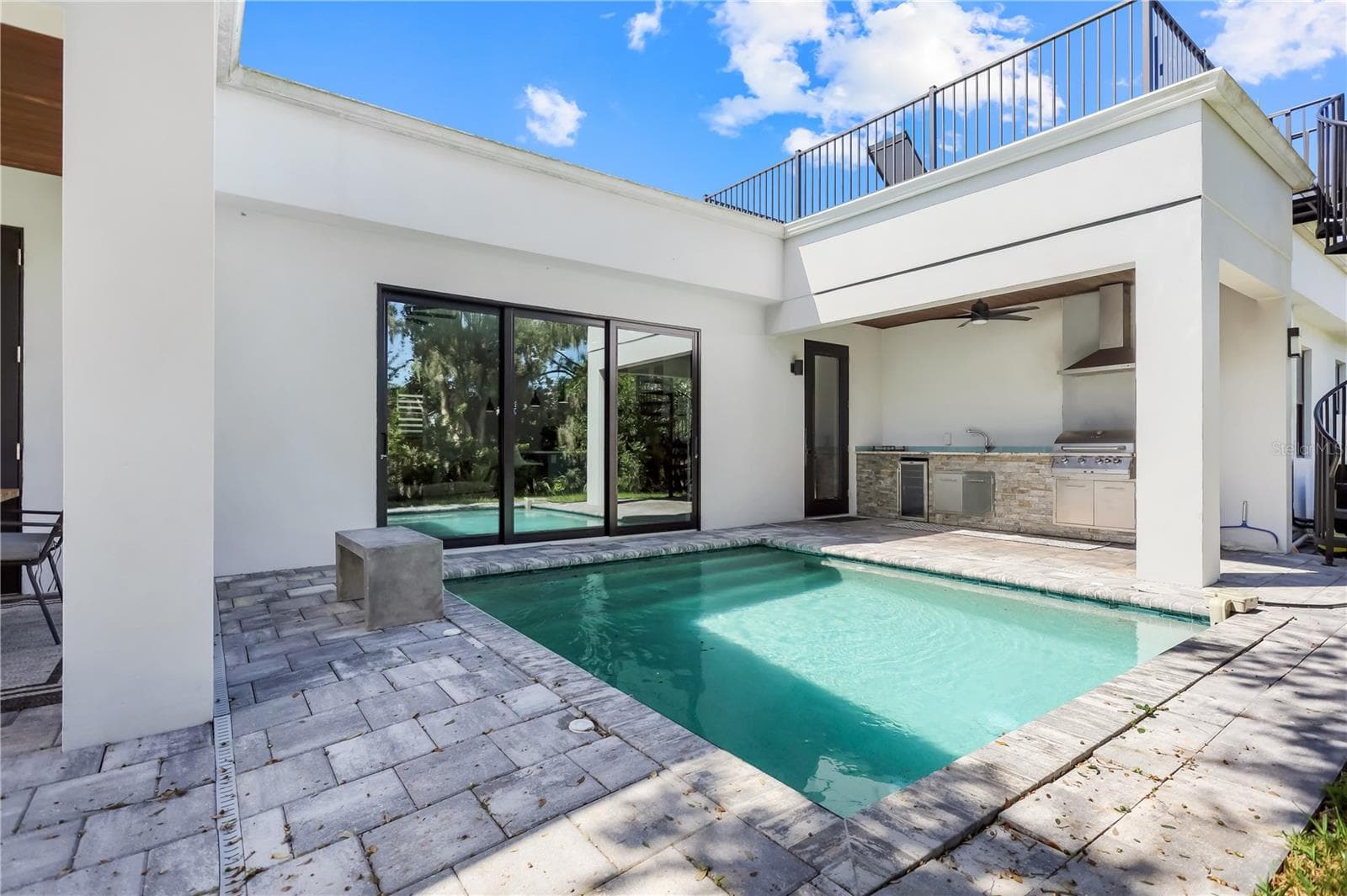 Single Family Residence at 715 OAK ST, BRADENTON, photo 18 of 44