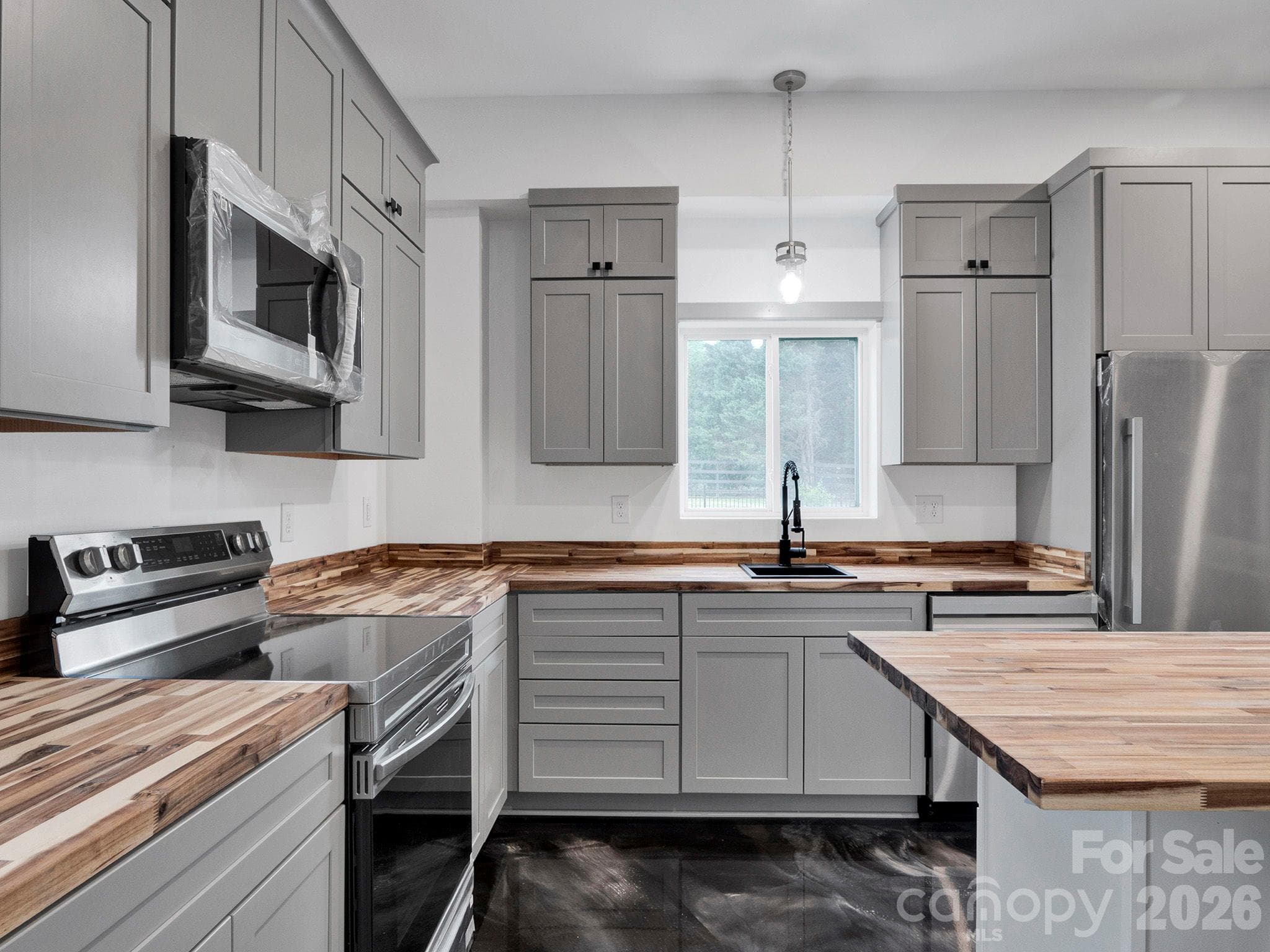 2nd living quarters - 1830 Dulin Road, Clover