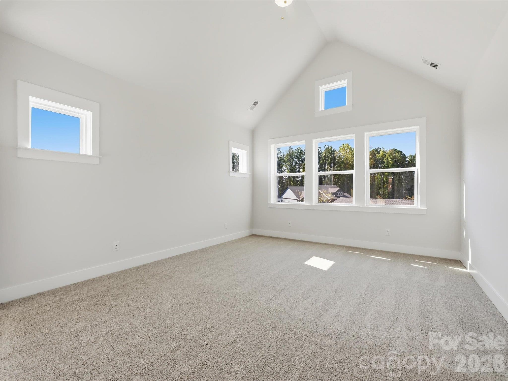 Cathedral Ceilings in the oversize Owner's Suite! - 558 Cape Cod Way, Rock Hill