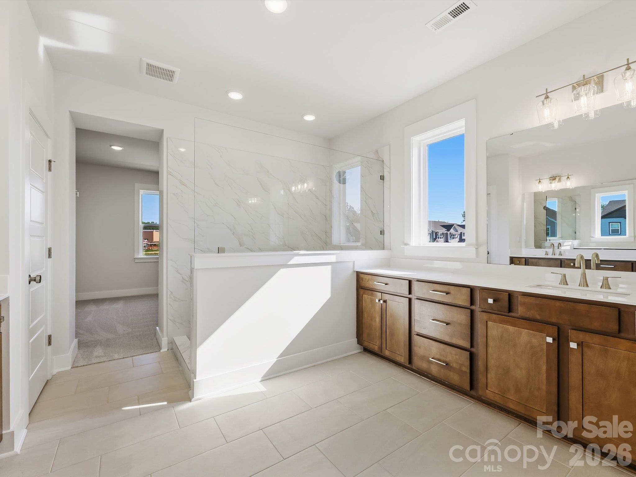 Owner's Bathroom - 558 Cape Cod Way, Rock Hill