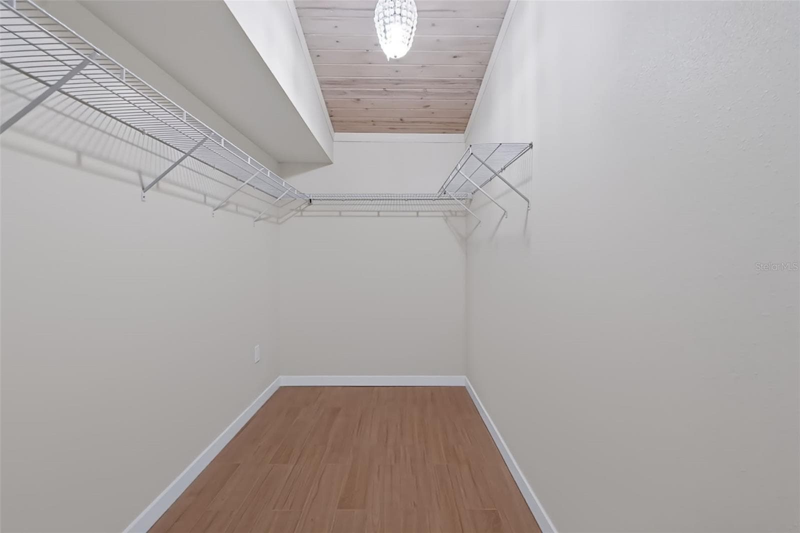 Single Family Residence at 2123 BAYOU DR, HOLIDAY, photo 27 of 52
