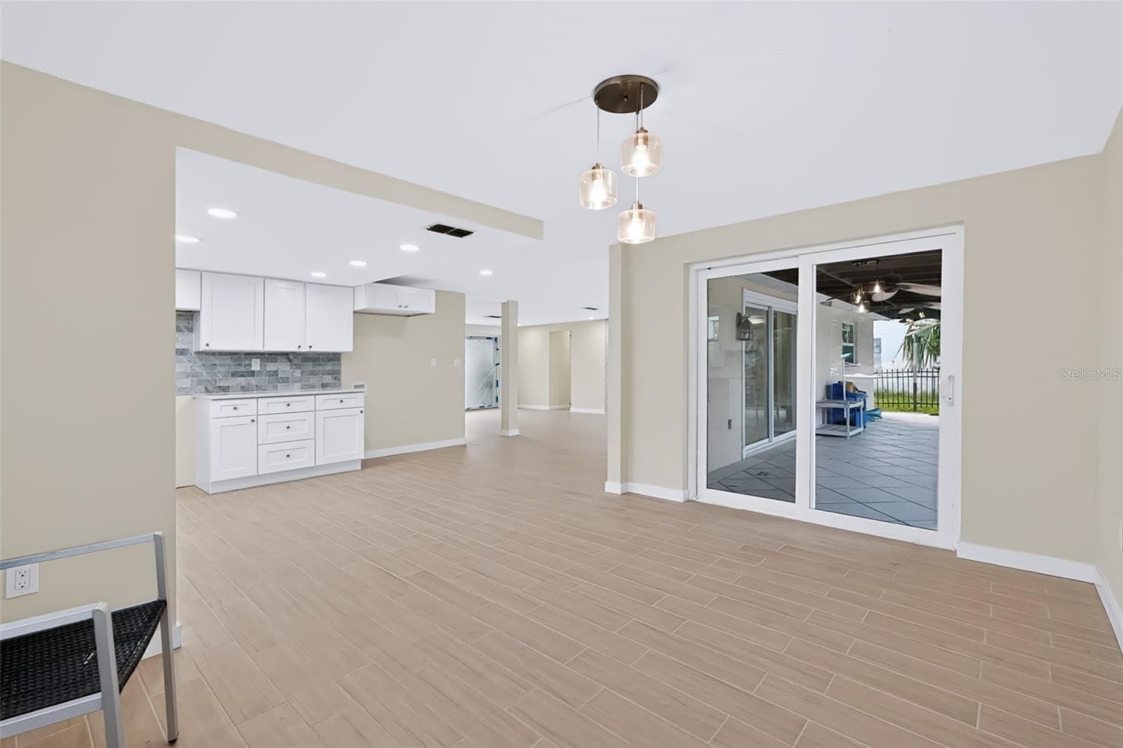 Single Family Residence at 2123 BAYOU DR, HOLIDAY, photo 29 of 52