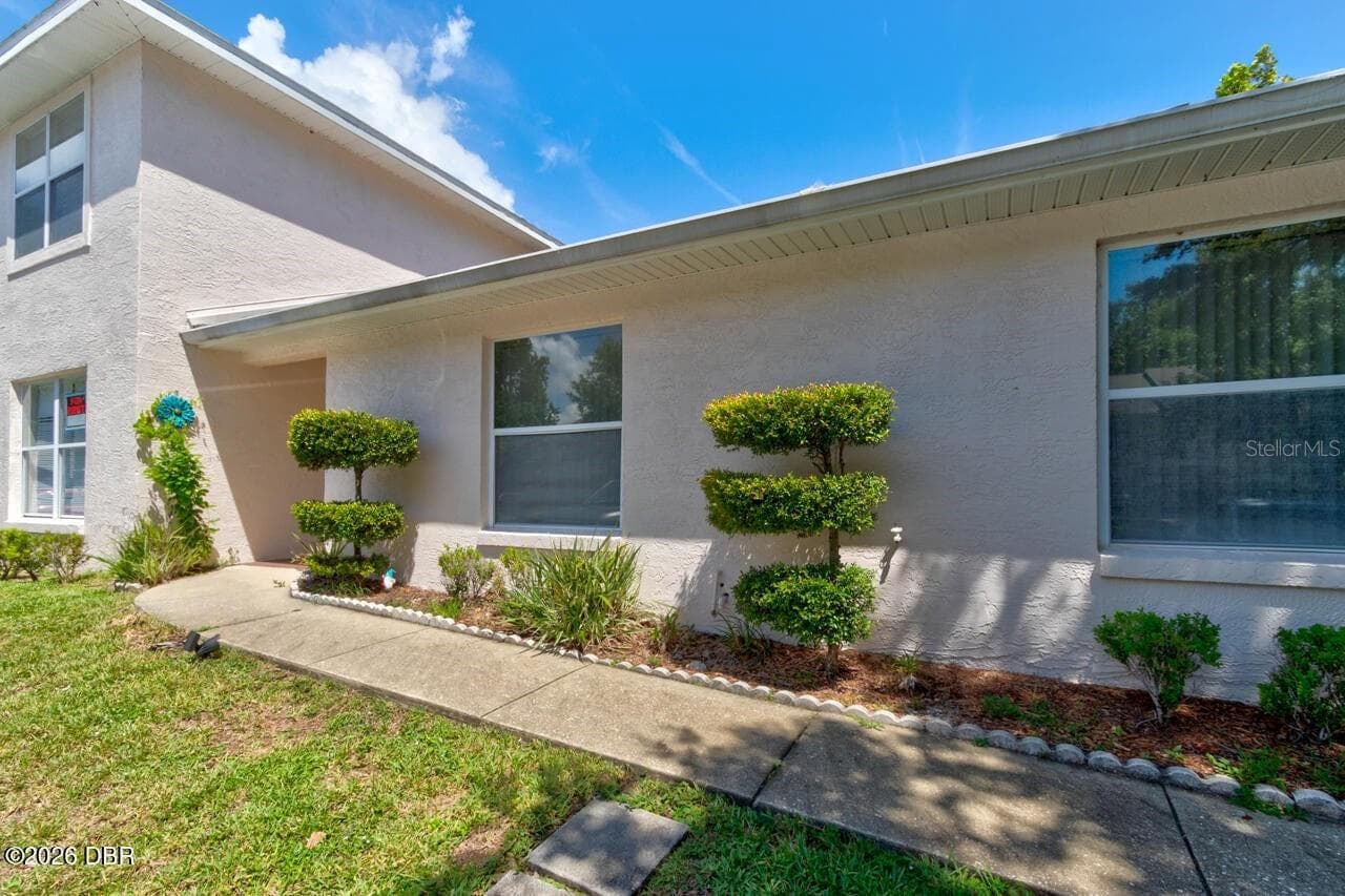1601 DEER SPRINGS RD