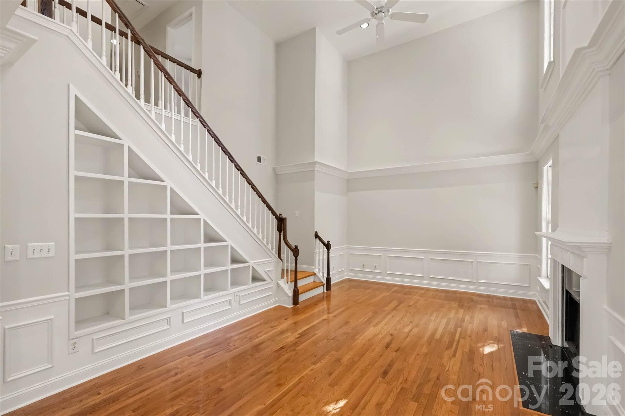 Single Family Residence at 2103 Sablewood Drive, Charlotte, photo 6 of 33