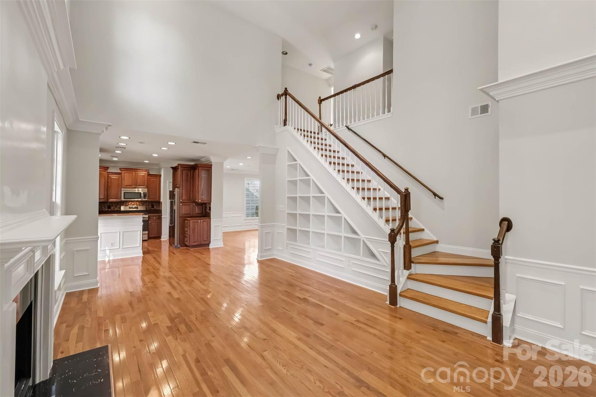 Single Family Residence at 2103 Sablewood Drive, Charlotte, photo 11 of 33