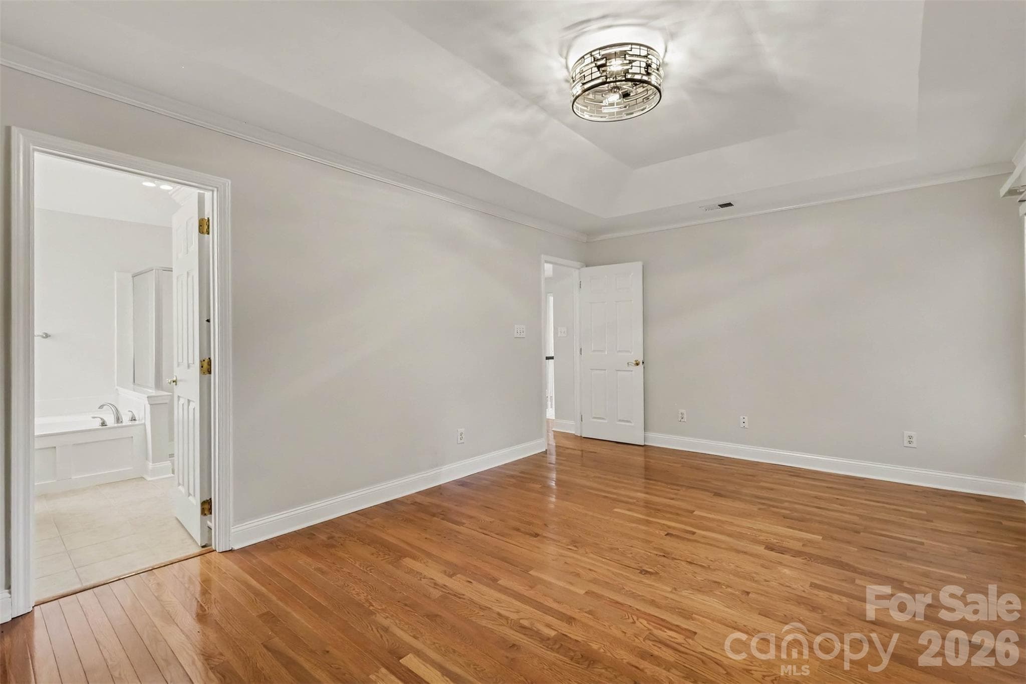 Single Family Residence at 2103 Sablewood Drive, Charlotte, photo 13 of 33