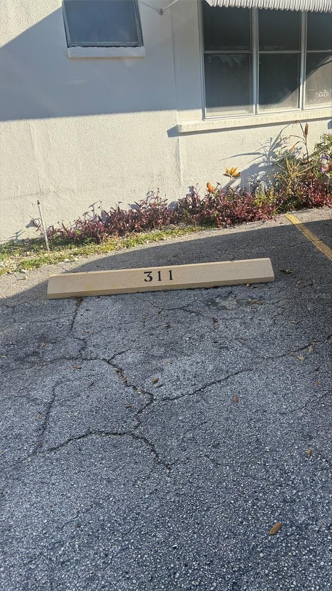 Parking - 911 WASHINGTON AVE #311, LARGO