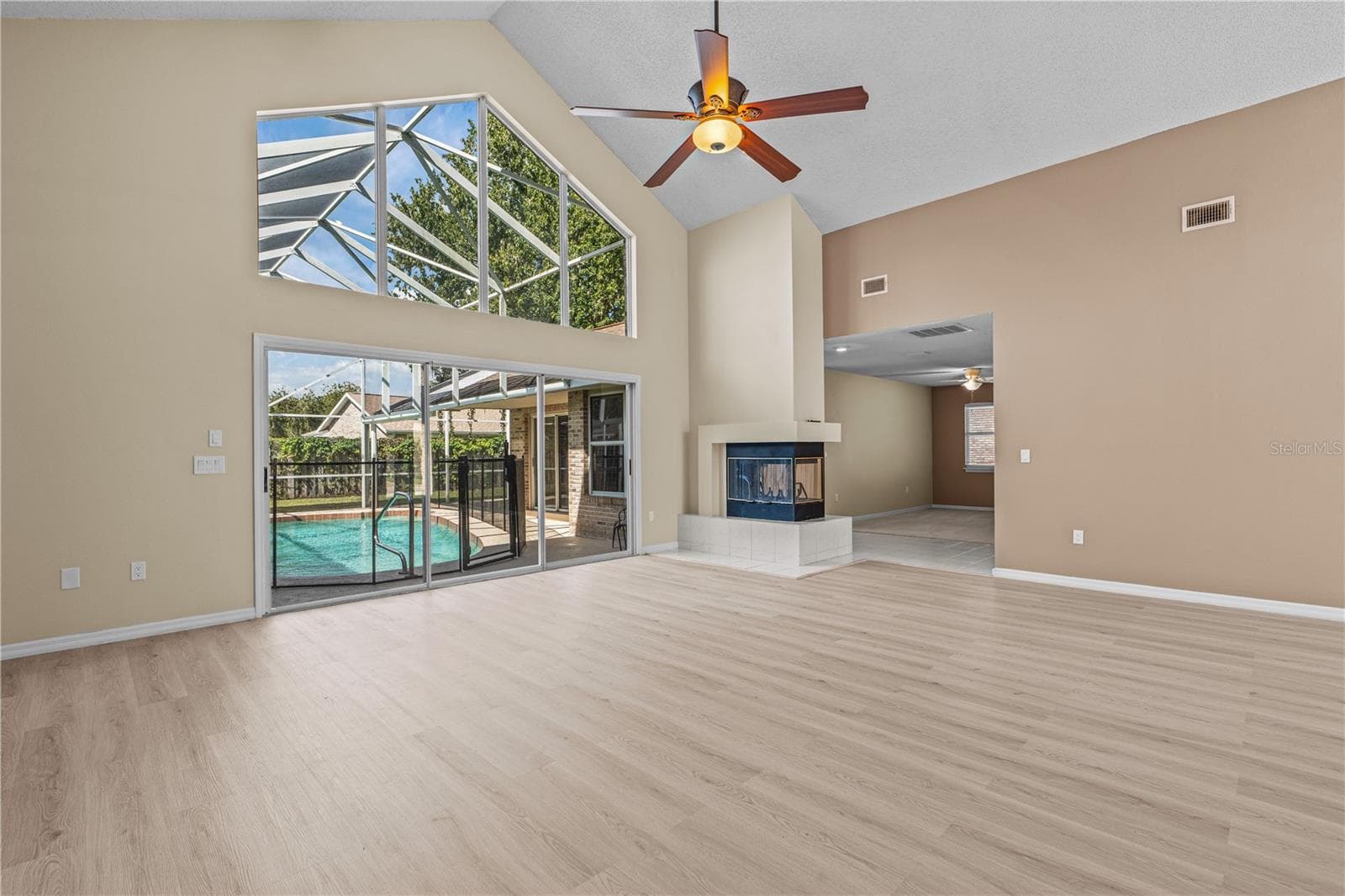 Livingroom - 764 SANDY HILL CIR, PORT ORANGE