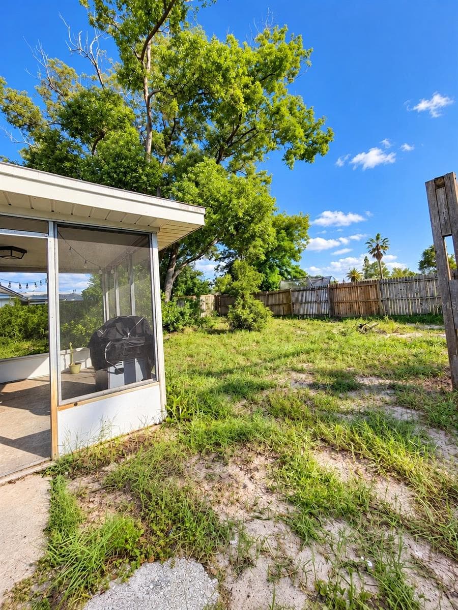Single Family Residence at 3418 BIGELOW DR, HOLIDAY, photo 4 of 12