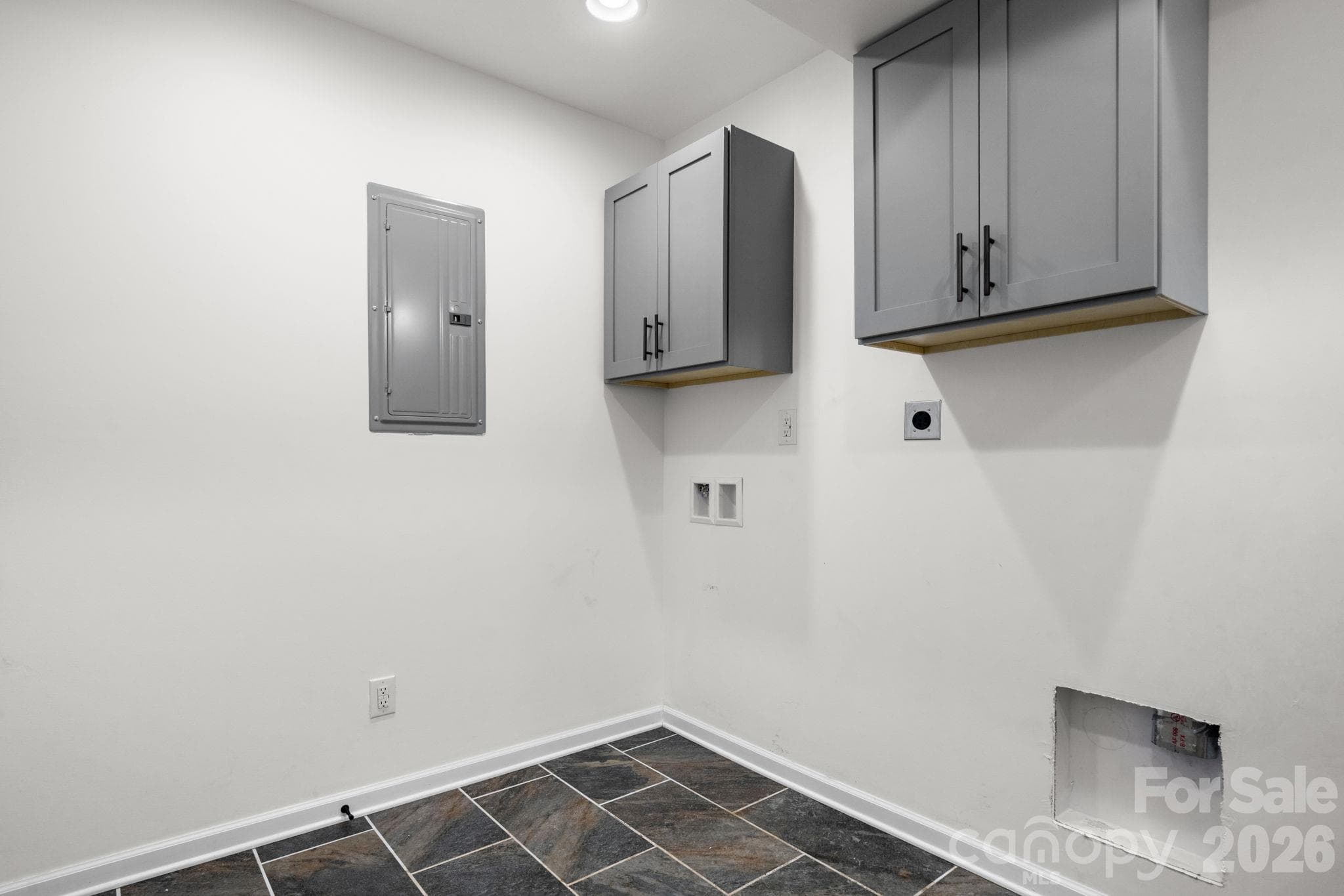 Single Family Residence at 280 Haven Ridge Lane, Marion, photo 20 of 35