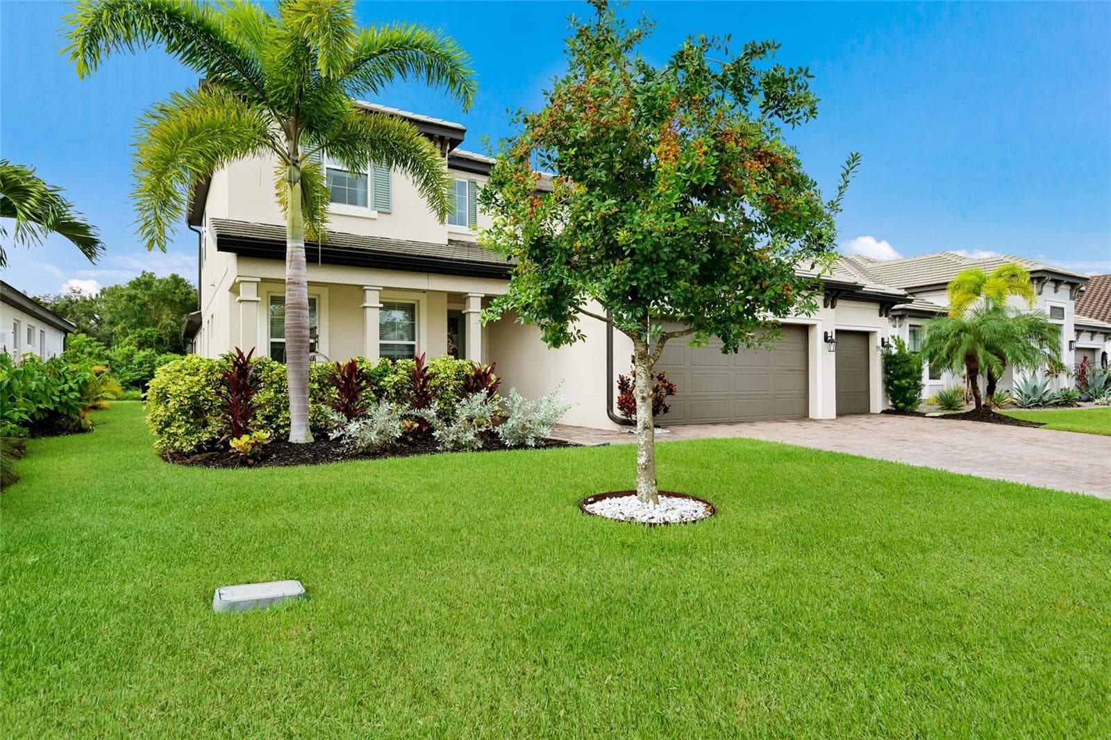 Single Family Residence at 2210 WOODLEAF HAMMOCK CT, LAKEWOOD RANCH, photo 2 of 91