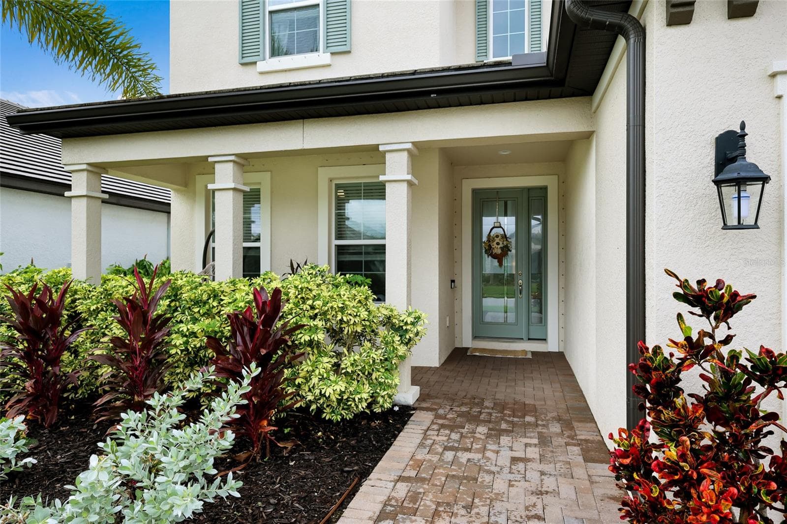 Single Family Residence at 2210 WOODLEAF HAMMOCK CT, LAKEWOOD RANCH, photo 3 of 91