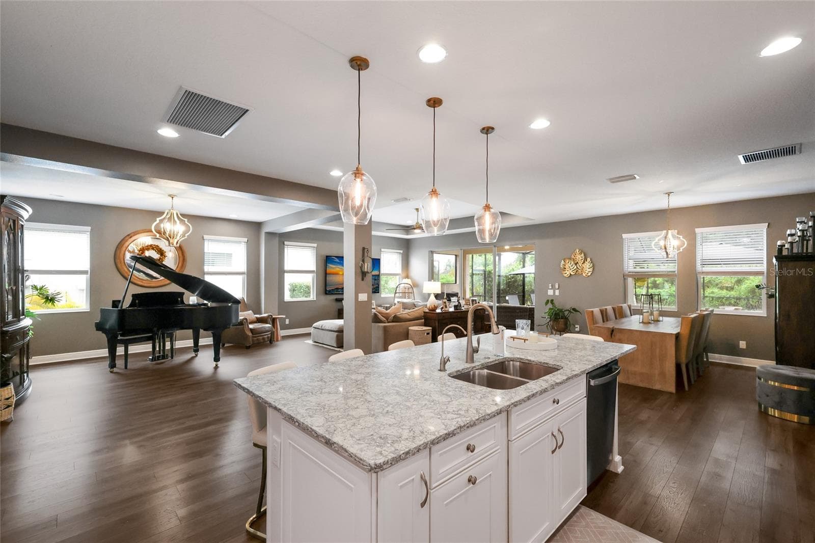 Single Family Residence at 2210 WOODLEAF HAMMOCK CT, LAKEWOOD RANCH, photo 22 of 91
