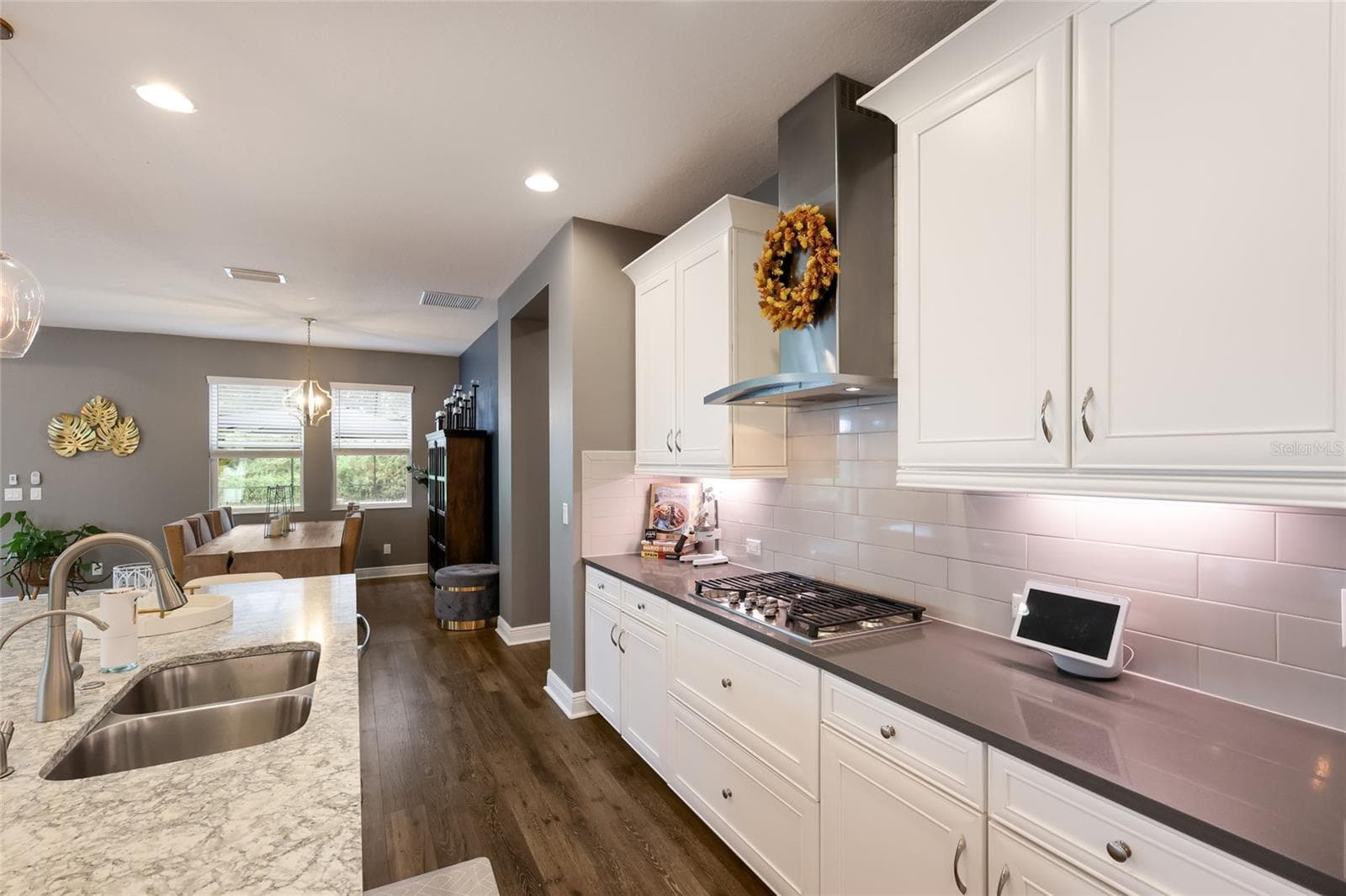 Single Family Residence at 2210 WOODLEAF HAMMOCK CT, LAKEWOOD RANCH, photo 23 of 91