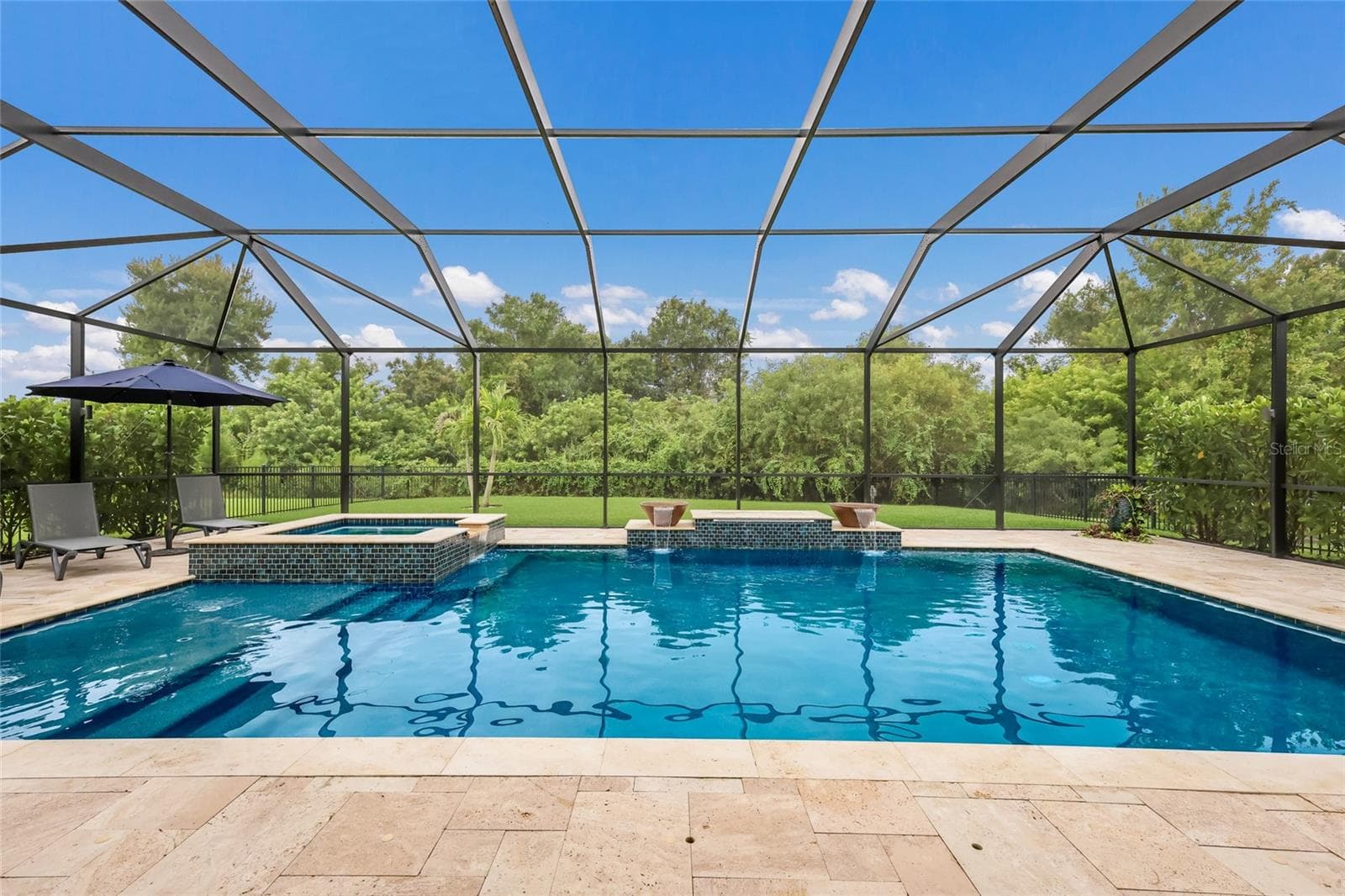 Single Family Residence at 2210 WOODLEAF HAMMOCK CT, LAKEWOOD RANCH, photo 43 of 91