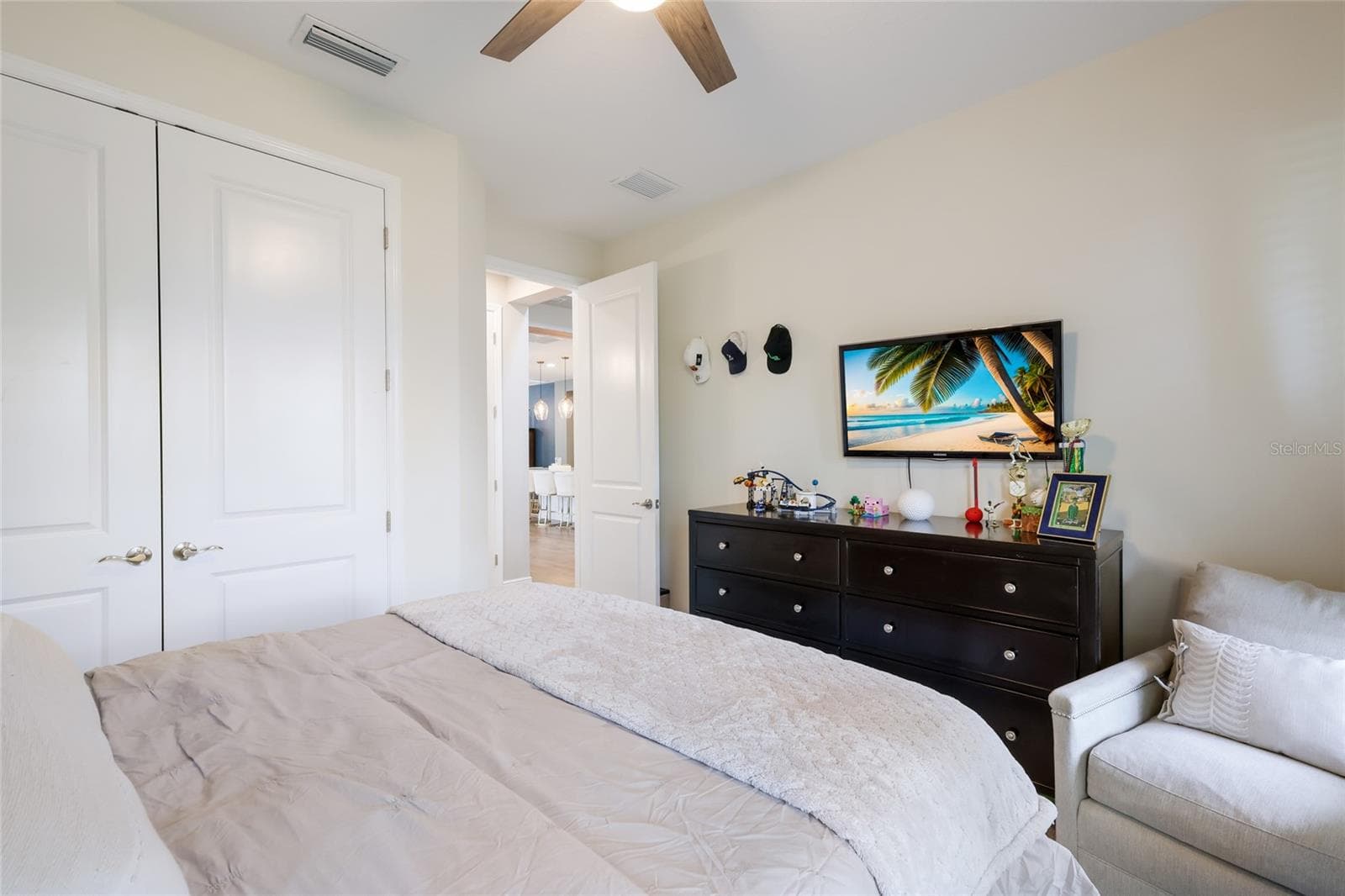 Single Family Residence at 2210 WOODLEAF HAMMOCK CT, LAKEWOOD RANCH, photo 45 of 91