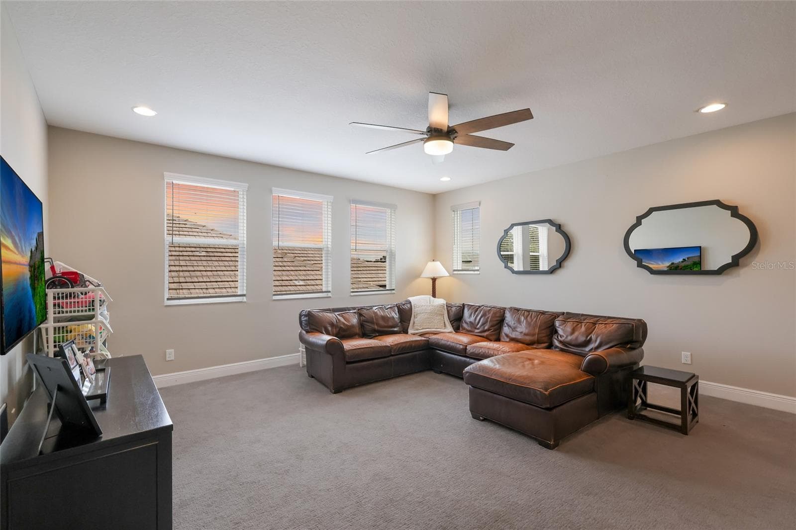 Single Family Residence at 2210 WOODLEAF HAMMOCK CT, LAKEWOOD RANCH, photo 47 of 91