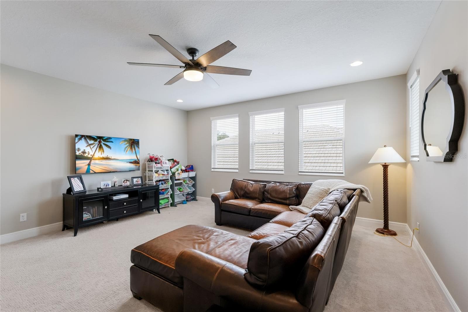 Single Family Residence at 2210 WOODLEAF HAMMOCK CT, LAKEWOOD RANCH, photo 48 of 91