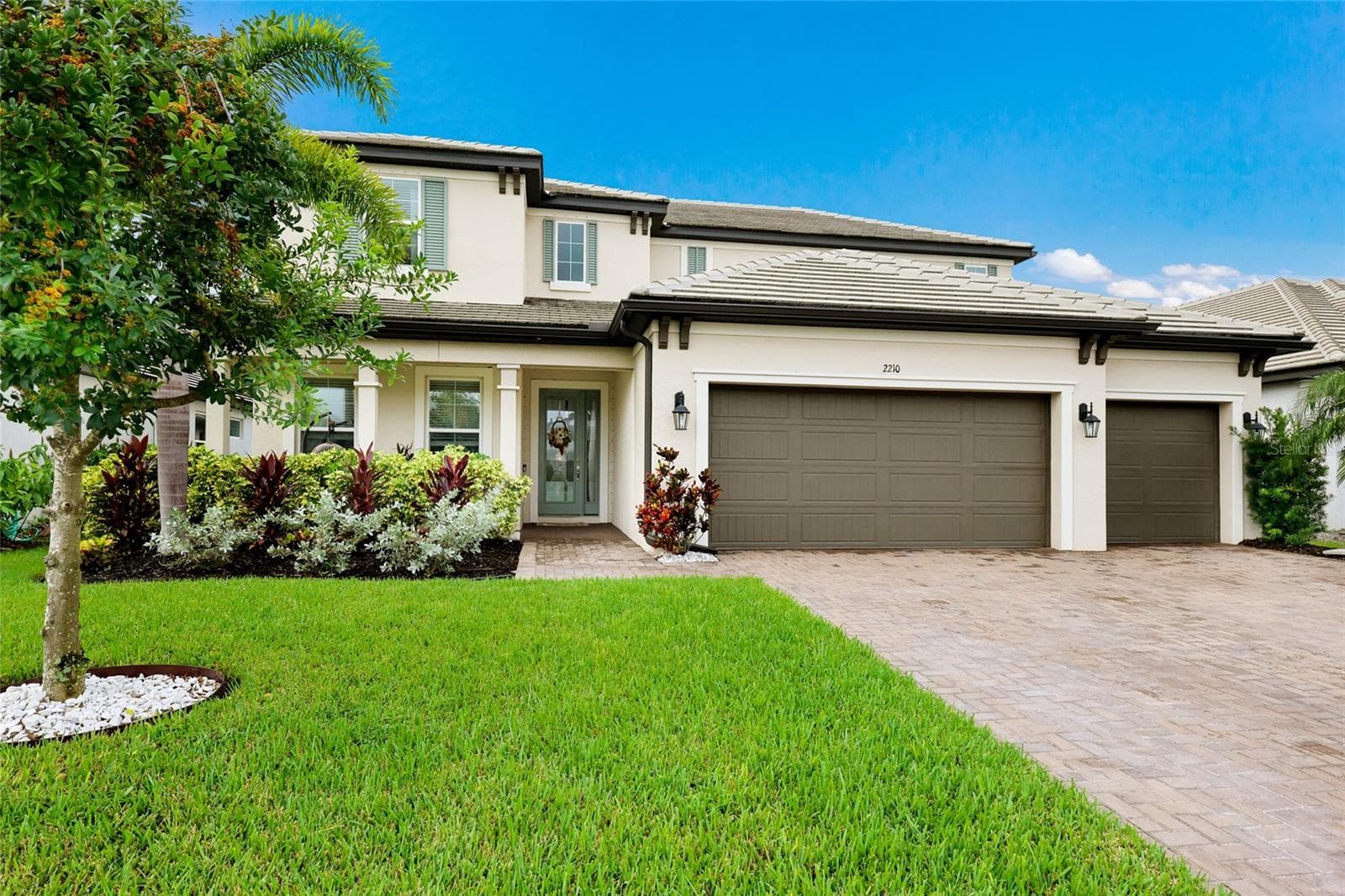 Single Family Residence at 2210 WOODLEAF HAMMOCK CT, LAKEWOOD RANCH, photo 75 of 91