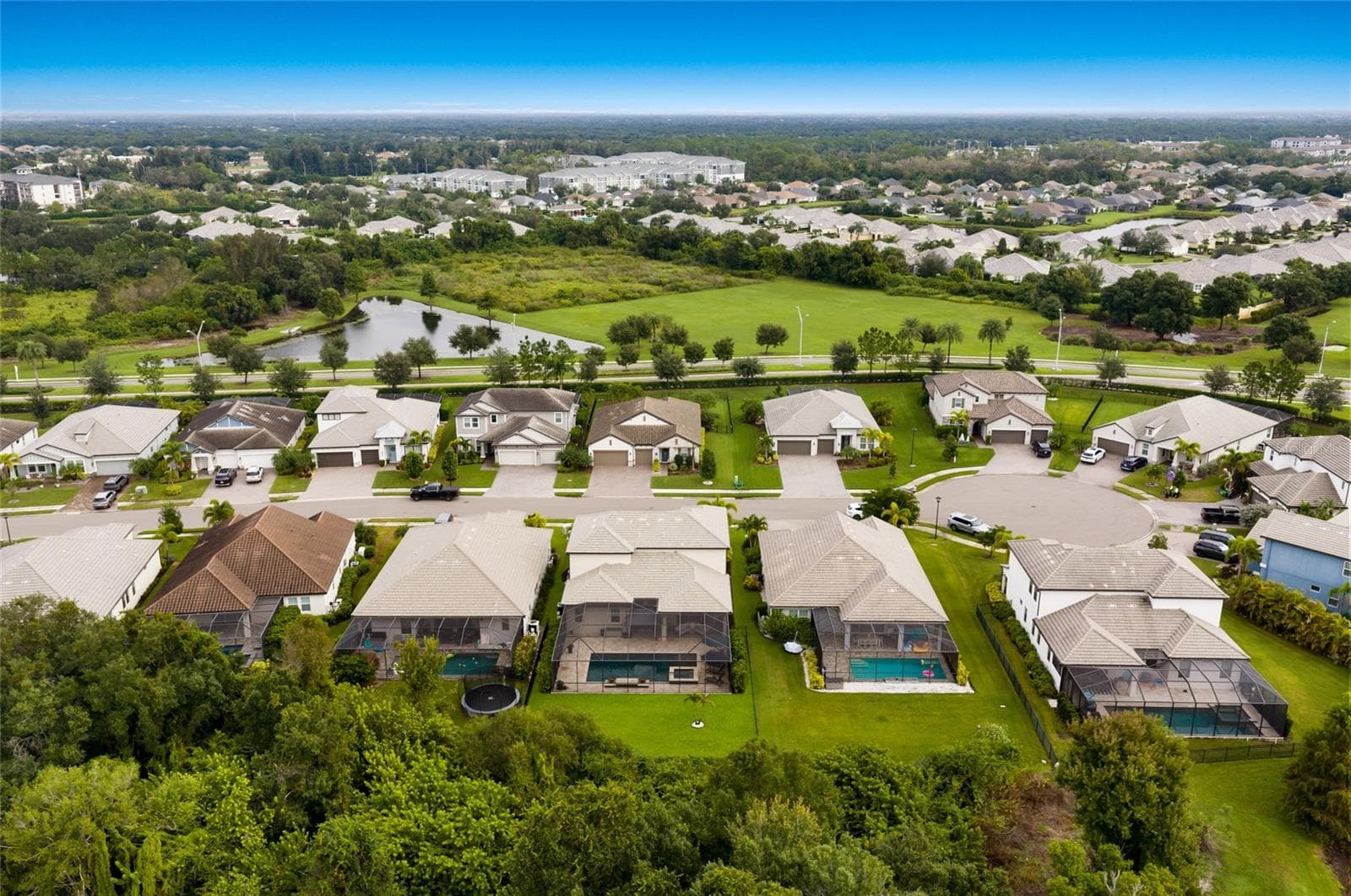 Single Family Residence at 2210 WOODLEAF HAMMOCK CT, LAKEWOOD RANCH, photo 81 of 91