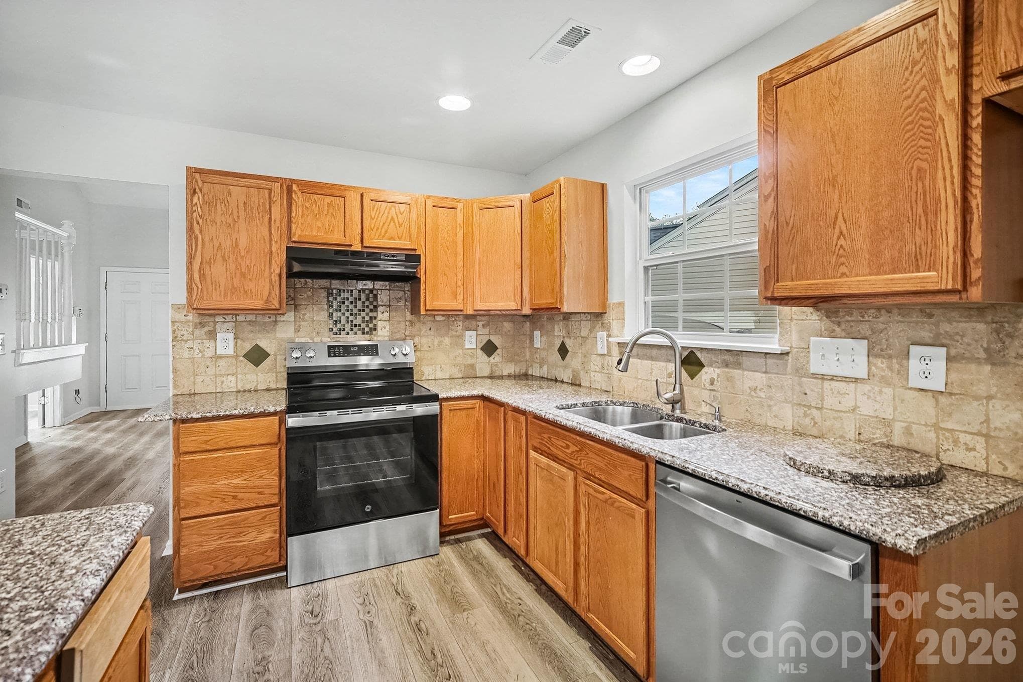 Townhouse at 417 Caddy Street, Fort Mill, photo 20 of 43