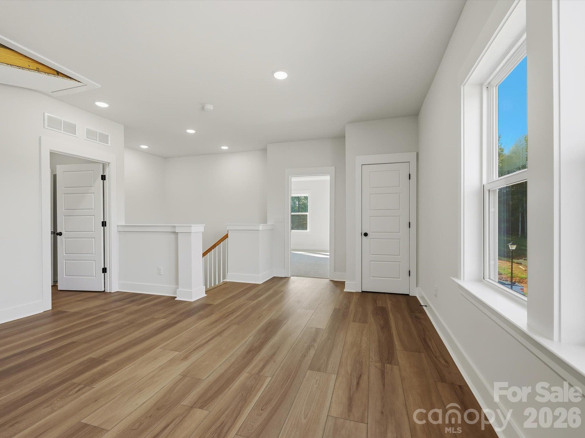 Upstairs Loft Retreat - 325 Portree Street, Rock Hill