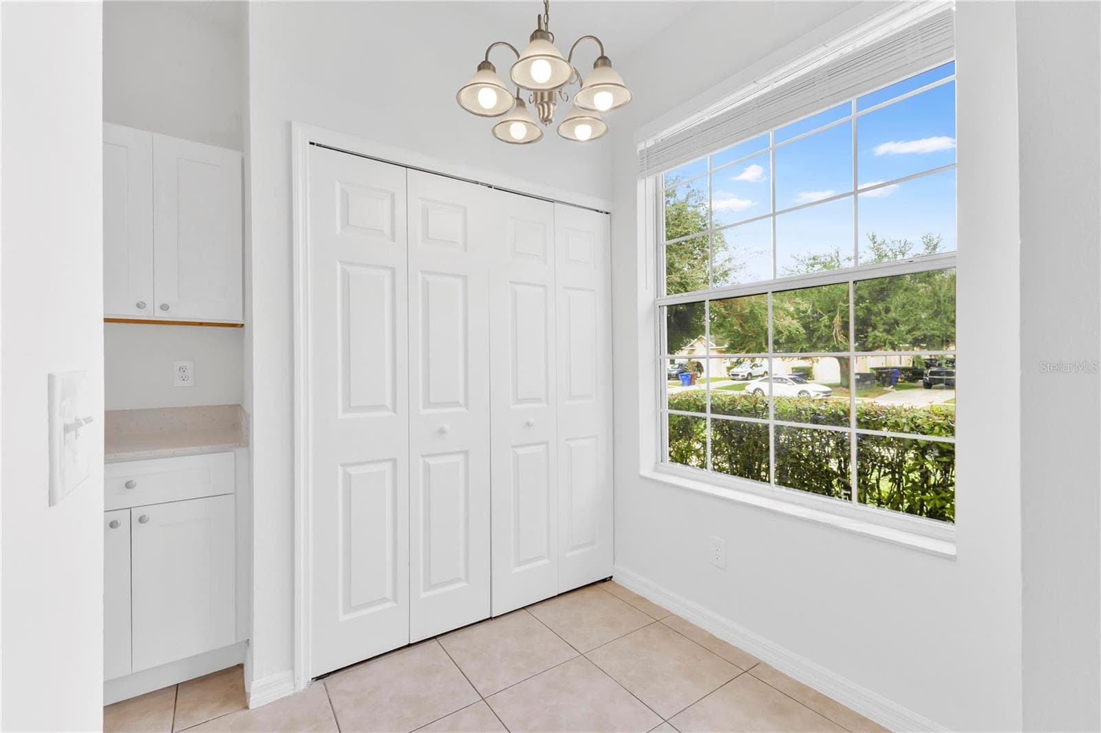 Townhouse at 2412 TEMPLE GROVE LN, KISSIMMEE, photo 8 of 33