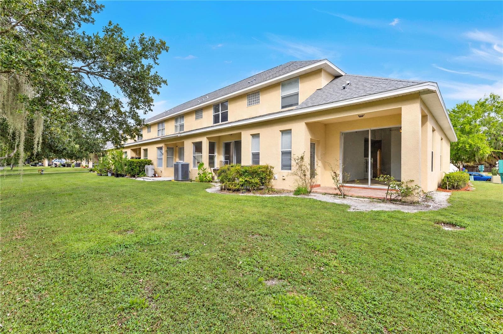 Townhouse at 2412 TEMPLE GROVE LN, KISSIMMEE, photo 25 of 33
