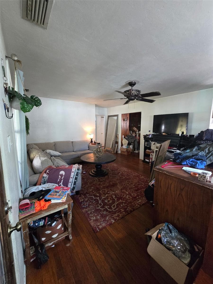 Single Family Residence at 165 15TH ST, HOLLY HILL, photo 2 of 26
