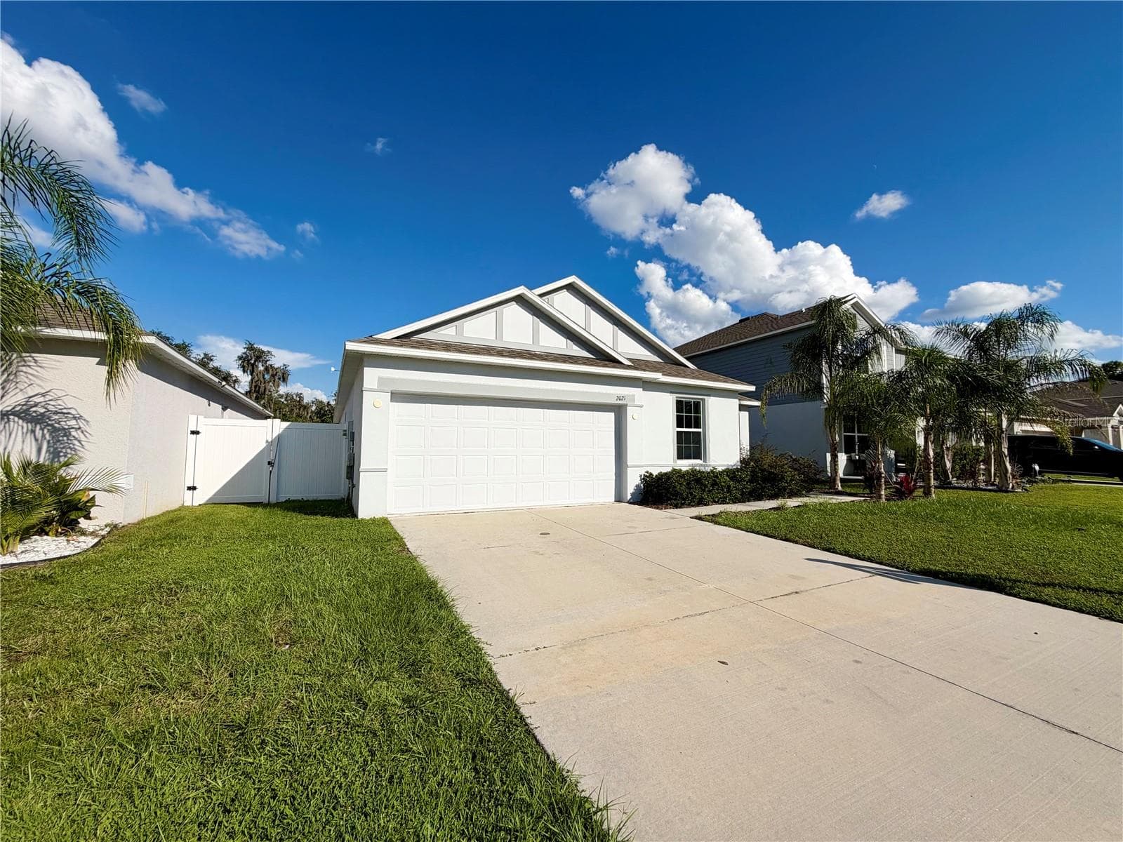 Single Family Residence at 2021 CANTON PARK DR, WINTER HAVEN, photo 7 of 92
