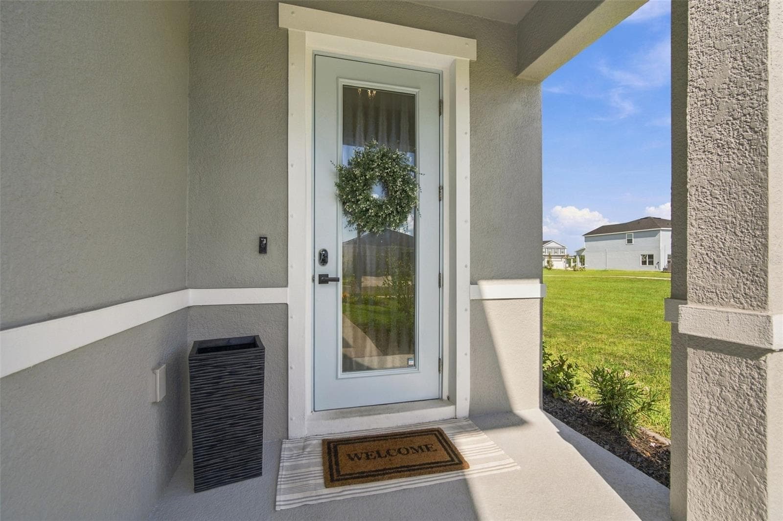 Single Family Residence at 2573 WHITE LADYFISH RD, WIMAUMA, photo 8 of 58