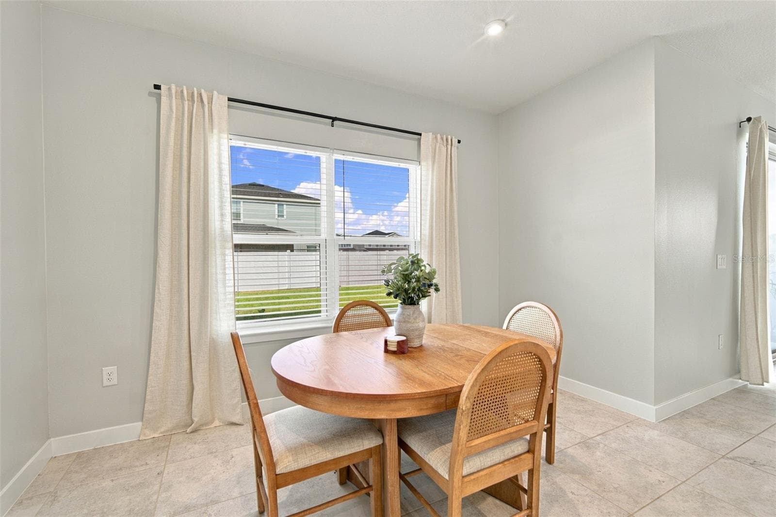 Single Family Residence at 2573 WHITE LADYFISH RD, WIMAUMA, photo 19 of 58
