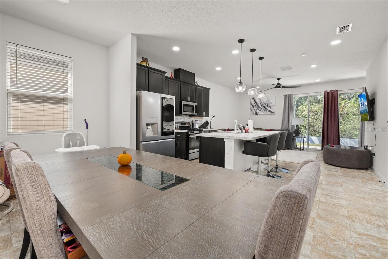 Single Family Residence at 5240 MEADOW SONG DR, OKAHUMPKA, photo 6 of 54
