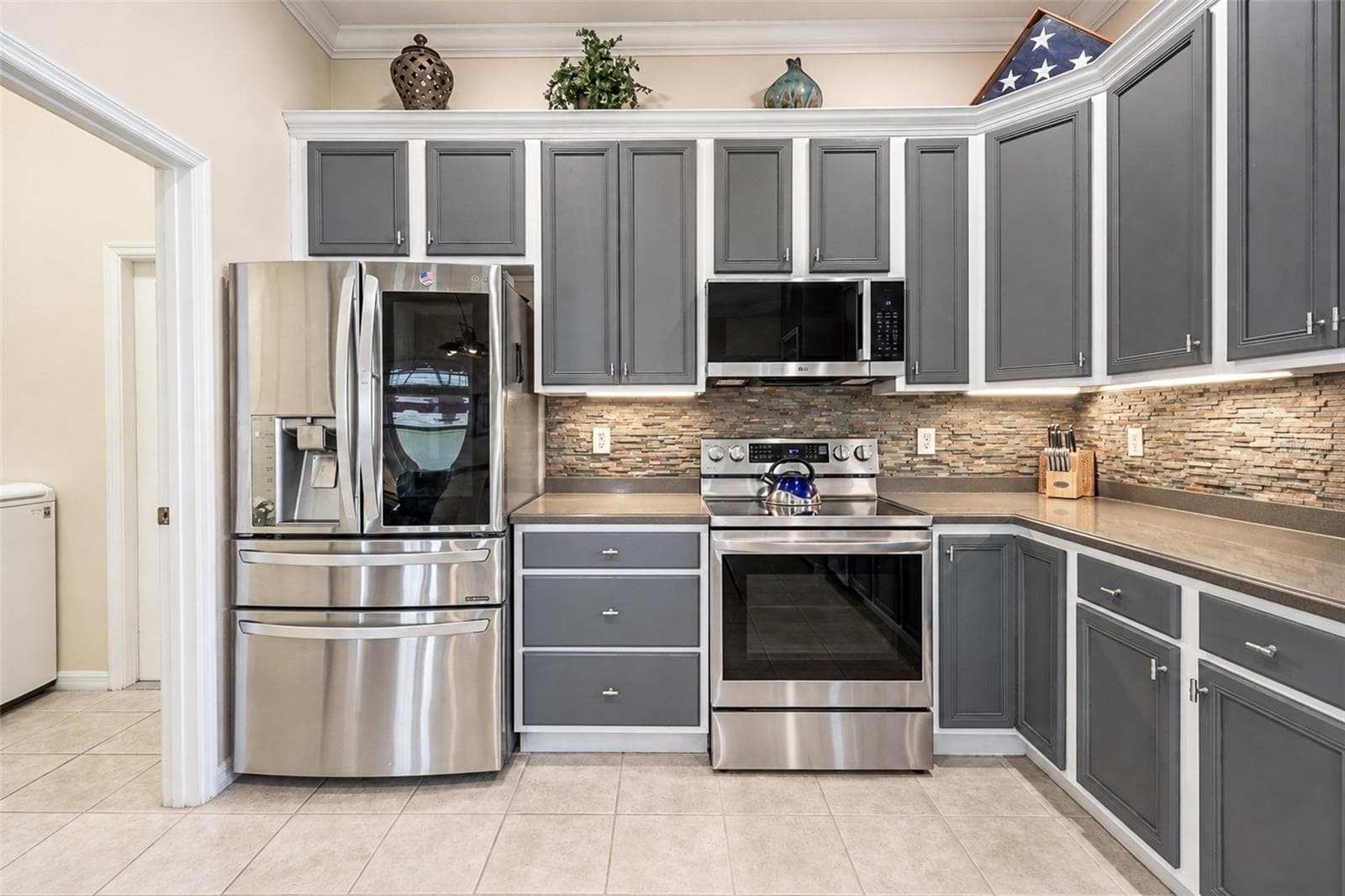 Single Family Residence at 25520 MAUREPAS LN, LEESBURG, photo 12 of 31