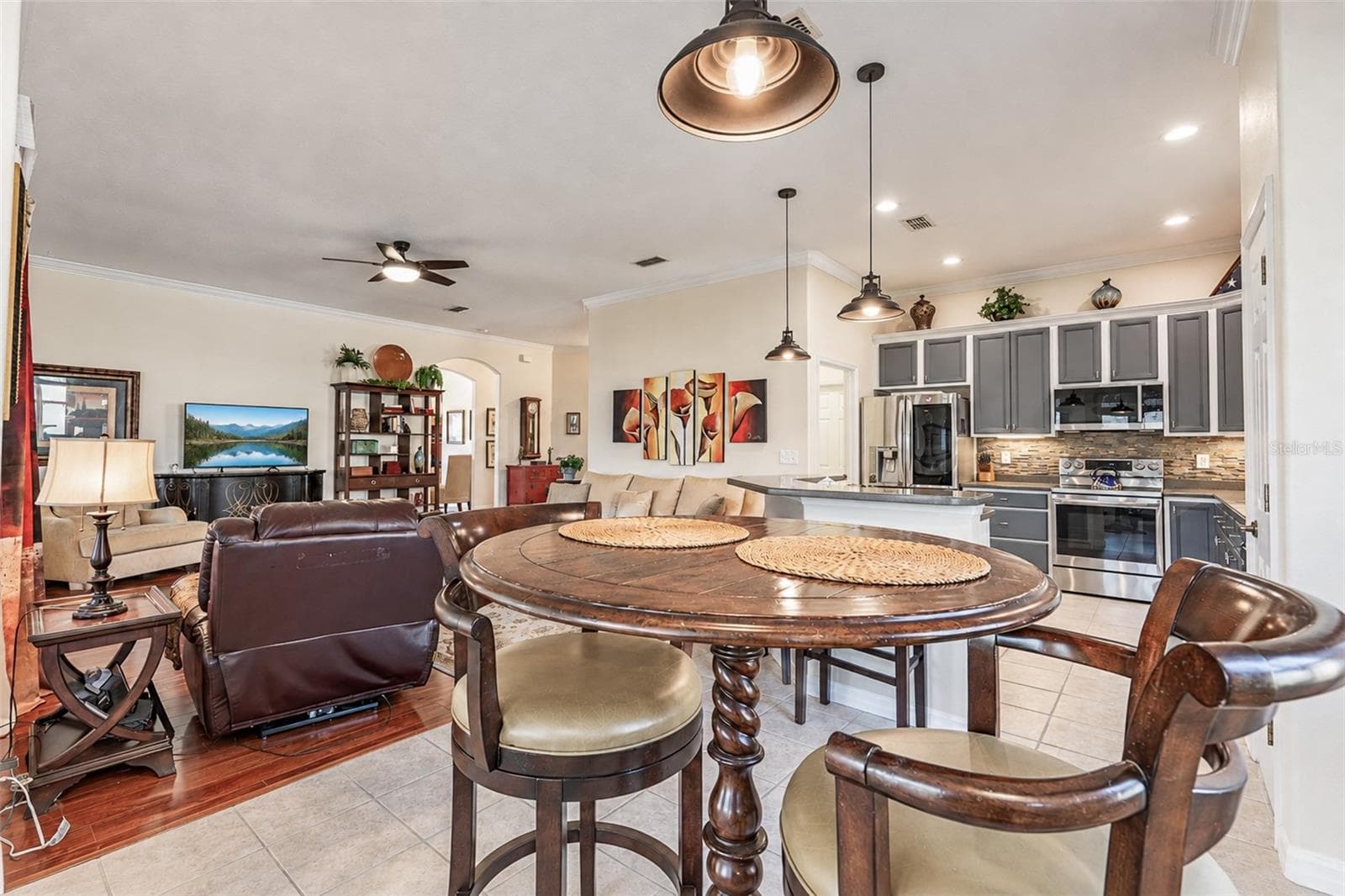 Single Family Residence at 25520 MAUREPAS LN, LEESBURG, photo 15 of 31