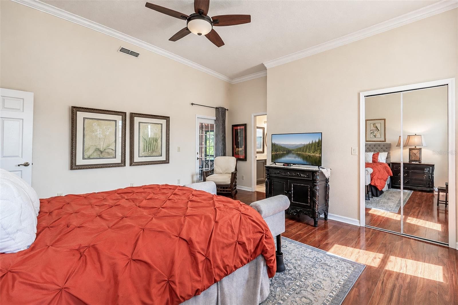 Single Family Residence at 25520 MAUREPAS LN, LEESBURG, photo 19 of 31