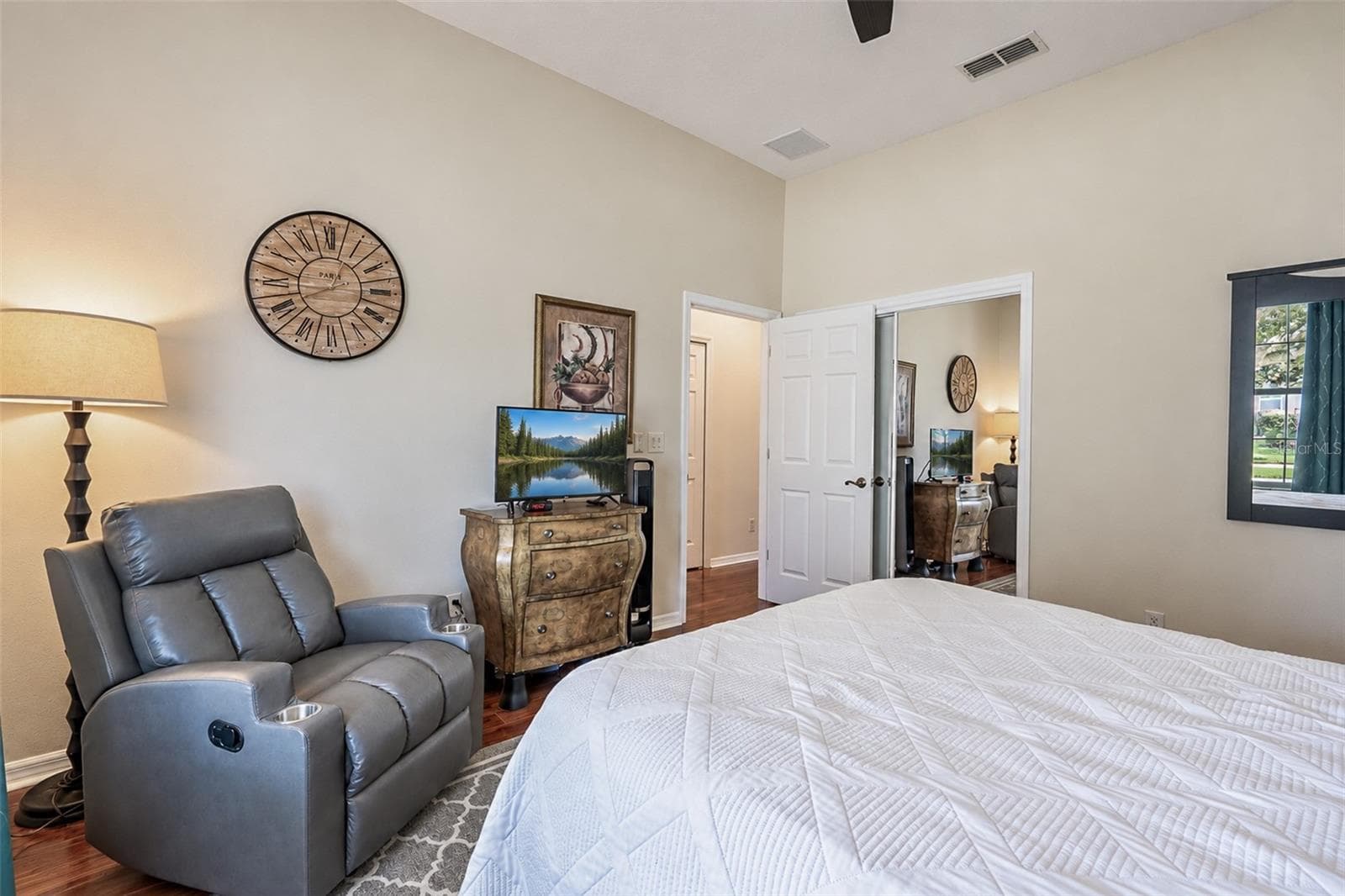 Single Family Residence at 25520 MAUREPAS LN, LEESBURG, photo 26 of 31